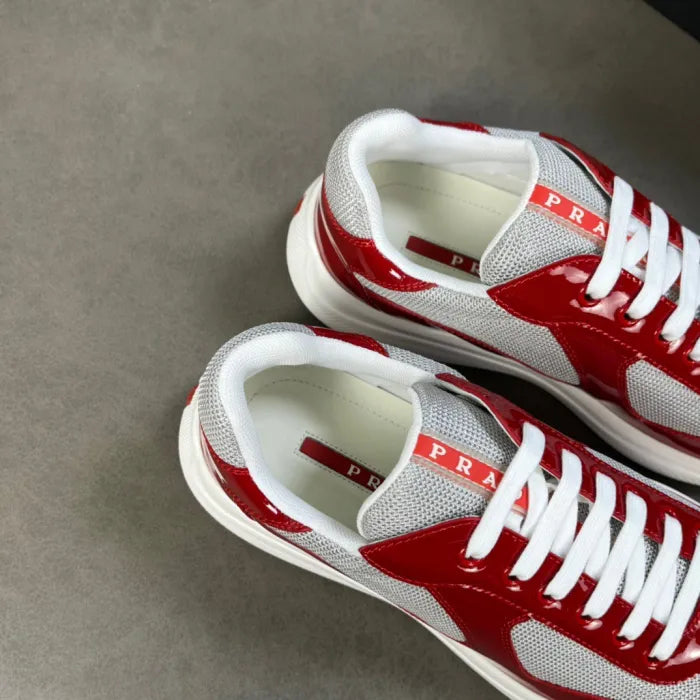P - SNEAKERS