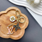 1V key chain-713