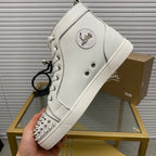 A - SNEAKERS