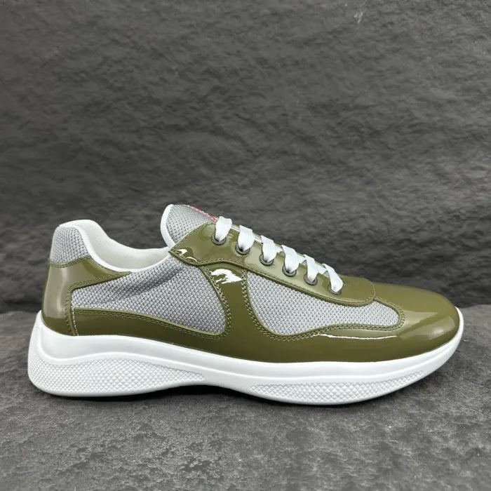 P - SNEAKERS