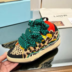 L - SNEAKERS