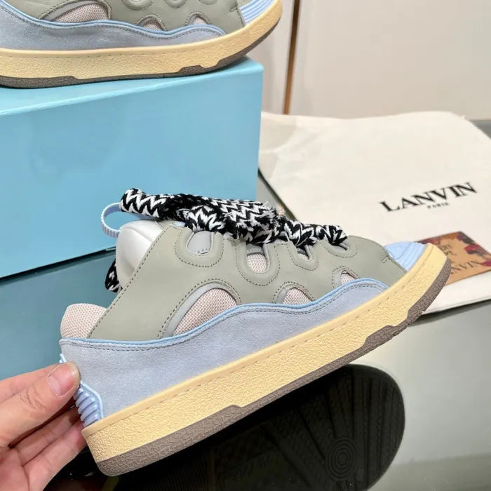 L - SNEAKERS
