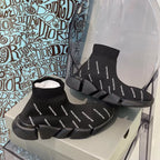 B - SNEAKERS