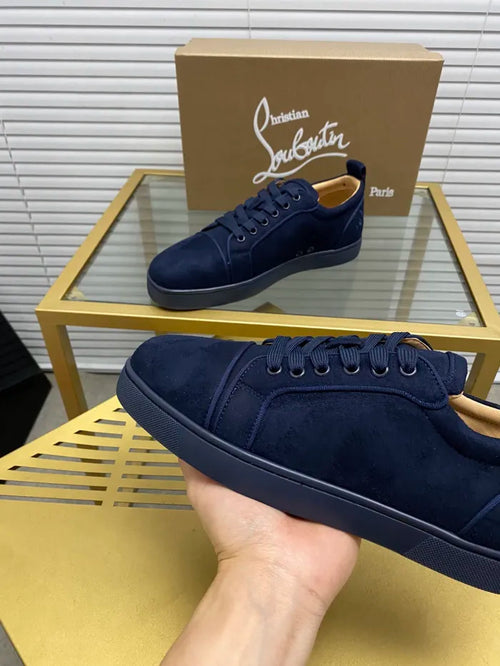 C - SNEAKERS