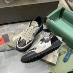 V - SNEAKERS