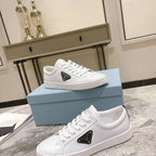 P - SNEAKERS
