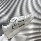 V - SNEAKERS