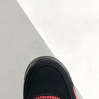 N - SNEAKERS