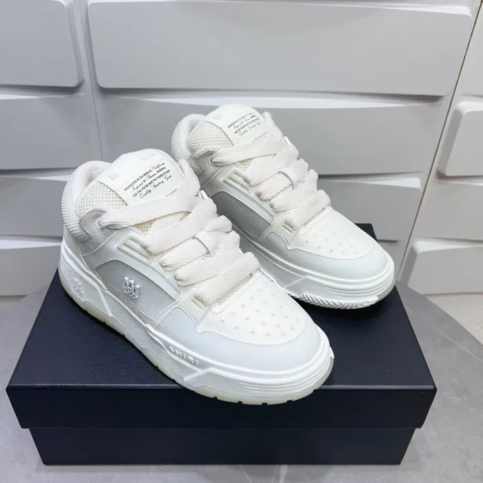 A - SNEAKERS