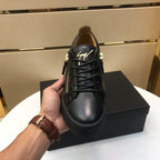 G - SNEAKERS
