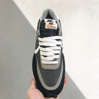 N - SNEAKERS