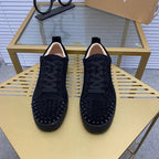 C - SNEAKERS