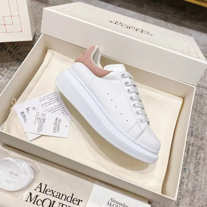 A - SNEAKERS