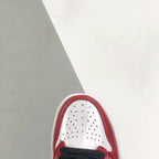 N - SNEAKERS
